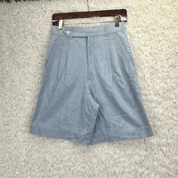Gap Vintage 90s Pleated Chambray Shorts 9/10 Light Blue High Waisted Retro NOS - Picture 1 of 8